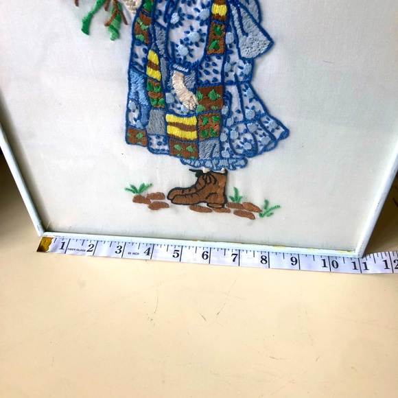 Vintage 1970’s Holly Hobbie Frame - Picture 5 of 8